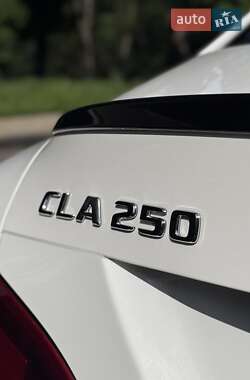 Седан Mercedes-Benz CLA-Class 2018 в 