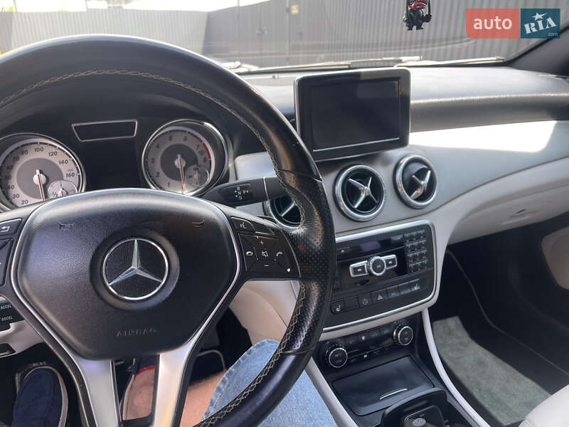 Седан Mercedes-Benz CLA-Class 2013 в Харкові