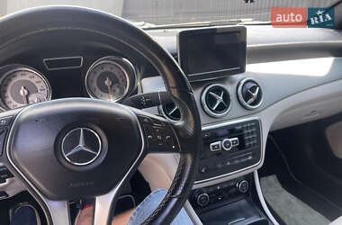 Седан Mercedes-Benz CLA-Class 2013 в 