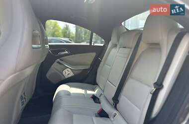 Седан Mercedes-Benz CLA-Class 2017 в 