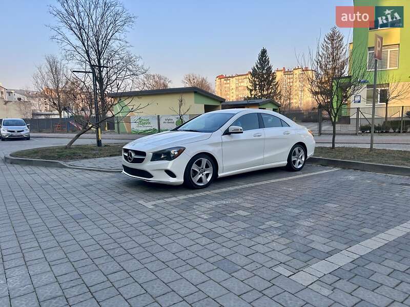 Седан Mercedes-Benz CLA-Class 2018 в Ивано-Франковске