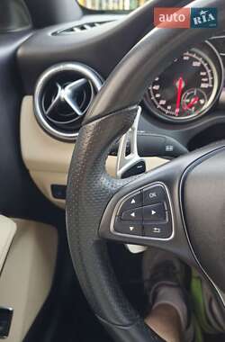 Седан Mercedes-Benz CLA-Class 2017 в 