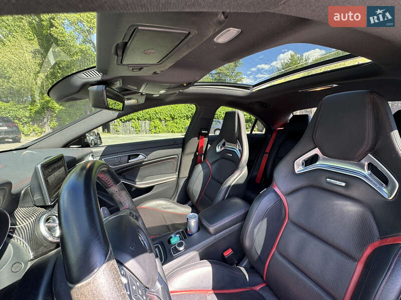 Седан Mercedes-Benz CLA-Class 2014 в Днепре