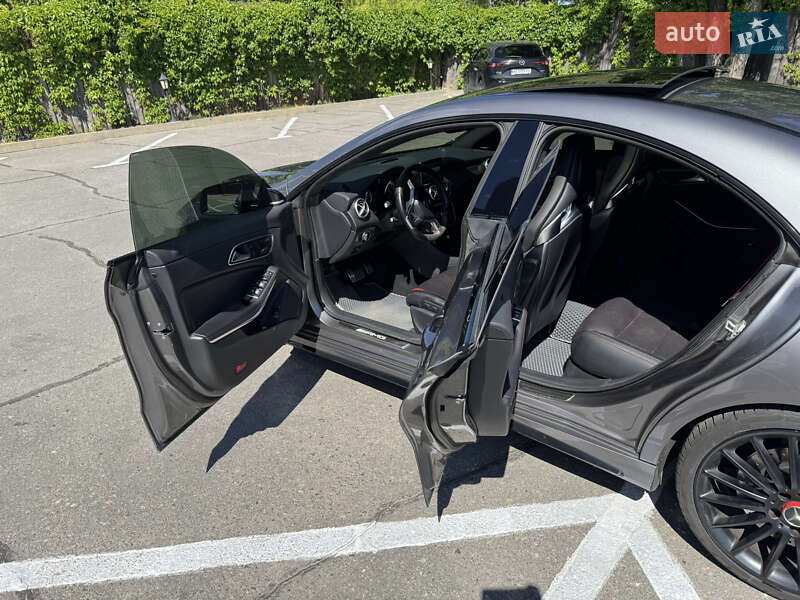 Седан Mercedes-Benz CLA-Class 2014 в Днепре
