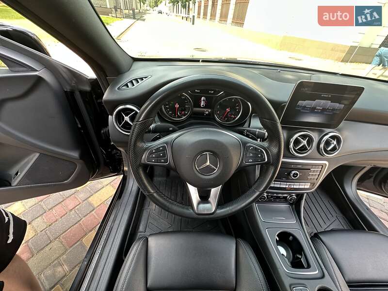 Седан Mercedes-Benz CLA-Class 2019 в Одессе
