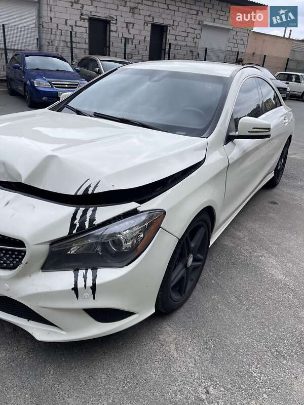 Седан Mercedes-Benz CLA-Class 2015 в 