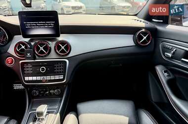 Седан Mercedes-Benz CLA-Class 2019 в 