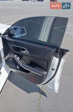 Седан Mercedes-Benz CLA-Class 2016 в 