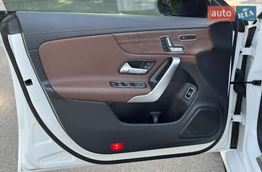 Седан Mercedes-Benz CLA-Class 2022 в 