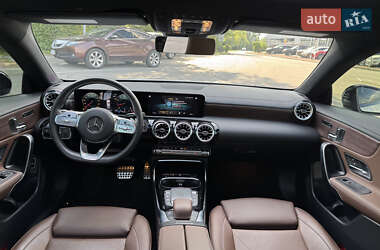 Седан Mercedes-Benz CLA-Class 2022 в 