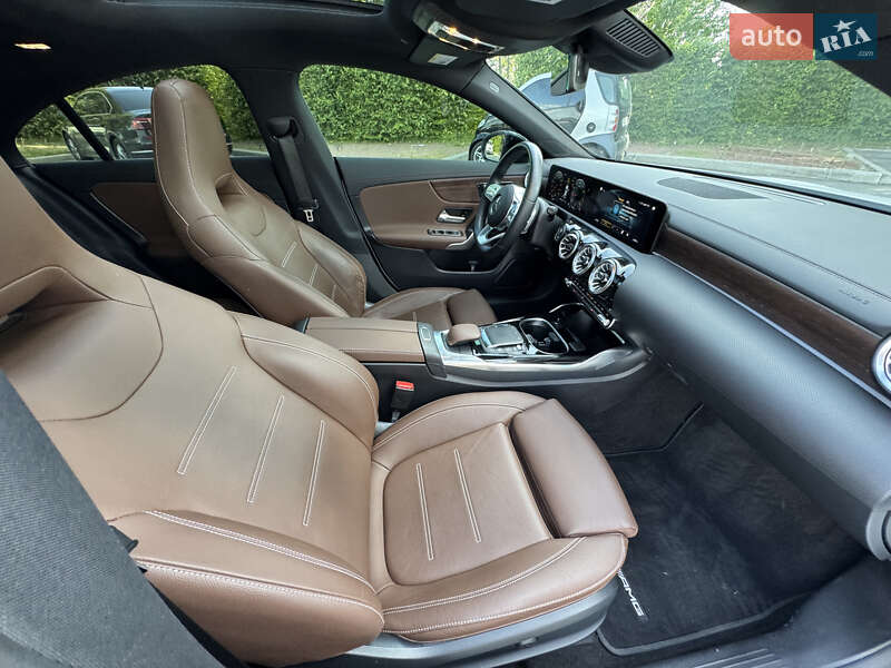 Седан Mercedes-Benz CLA-Class 2022 в Києві