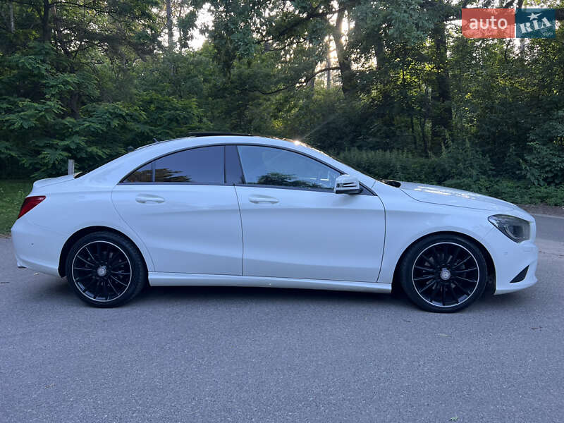 Седан Mercedes-Benz CLA-Class 2013 в Киеве
