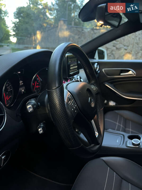 Седан Mercedes-Benz CLA-Class 2013 в Киеве