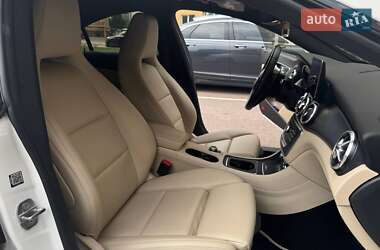 Седан Mercedes-Benz CLA-Class 2018 в 