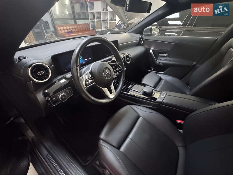 Универсал Mercedes-Benz CLA-Class 2020 в Киеве фото 26 Универсал Mercedes-Benz CLA-Class 2020 в Киеве
