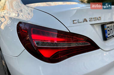 Седан Mercedes-Benz CLA-Class 2018 в 