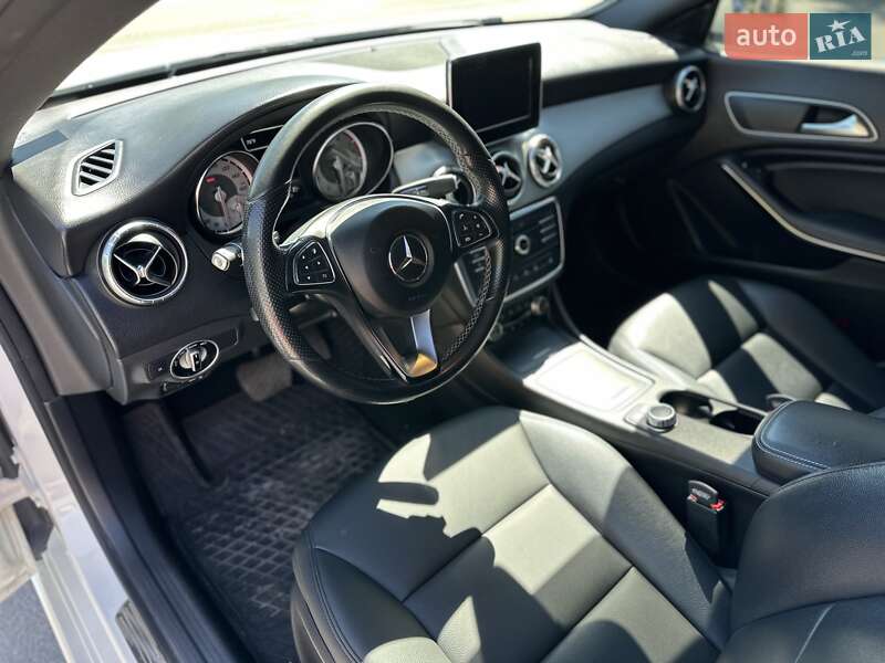 Седан Mercedes-Benz CLA-Class 2015 в Здолбунове
