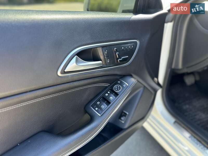Седан Mercedes-Benz CLA-Class 2015 в Здолбунове