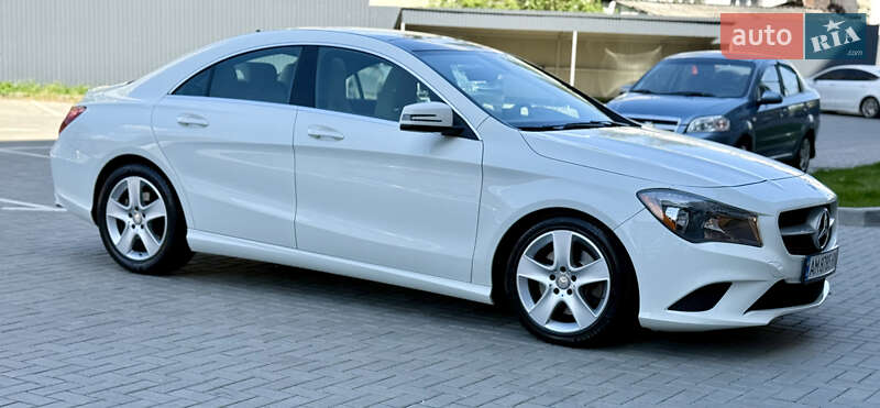 Седан Mercedes-Benz CLA-Class 2015 в Житомире