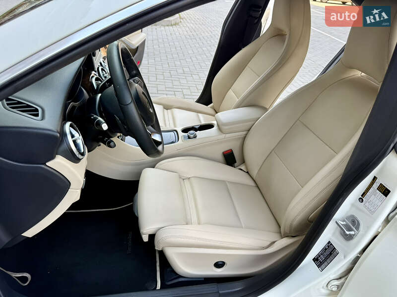 Седан Mercedes-Benz CLA-Class 2015 в Житомире