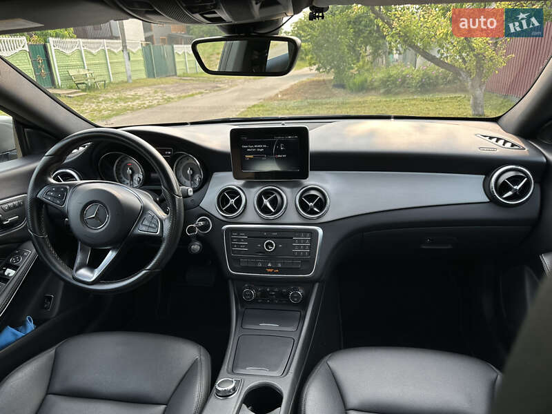Седан Mercedes-Benz CLA-Class 2015 в Киеве