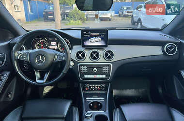 Седан Mercedes-Benz CLA-Class 2018 в 