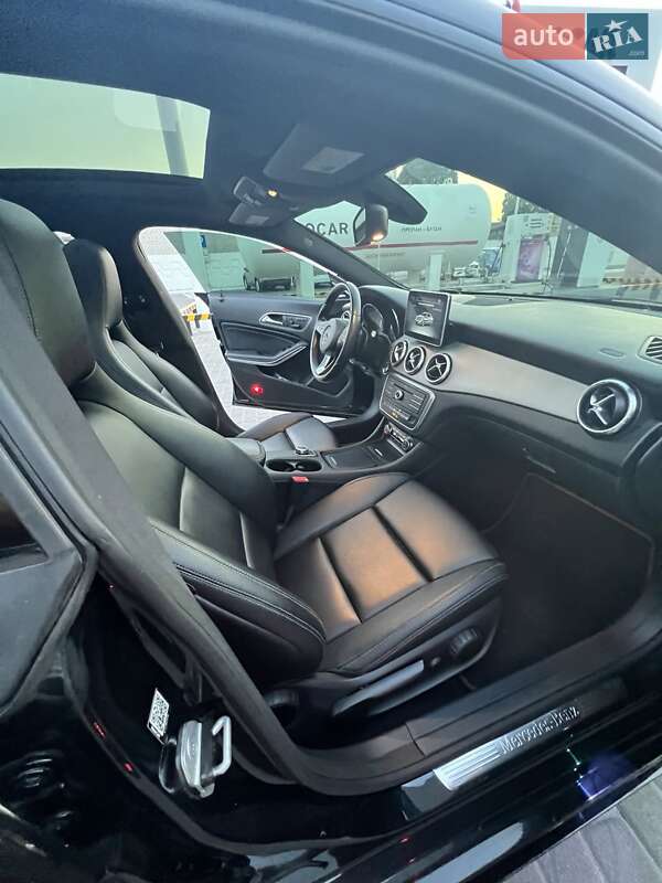 Седан Mercedes-Benz CLA-Class 2015 в Днепре