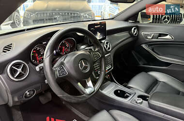 Седан Mercedes-Benz CLA-Class 2017 в 