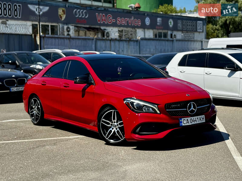 Седан Mercedes-Benz CLA-Class 2018 в Киеве