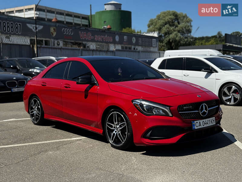Седан Mercedes-Benz CLA-Class 2018 в Киеве