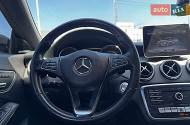 Седан Mercedes-Benz CLA-Class 2018 в 