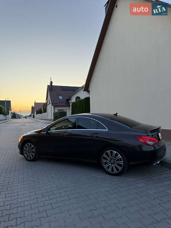 Седан Mercedes-Benz CLA-Class 2018 в Хмельницькому