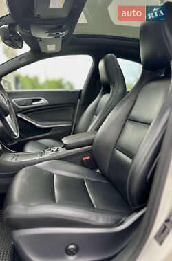 Седан Mercedes-Benz CLA-Class 2013 в 