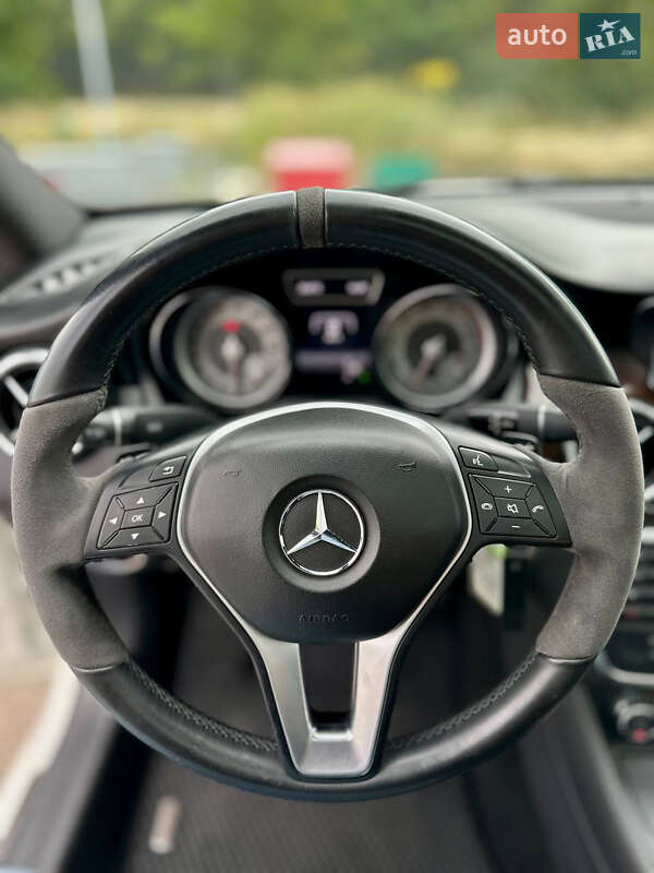 Седан Mercedes-Benz CLA-Class 2013 в Днепре фото 29 Седан Mercedes-Benz CLA-Class 2013 в Днепре