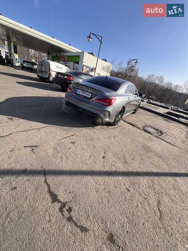 Седан Mercedes-Benz CLA-Class 2015 в Киеве