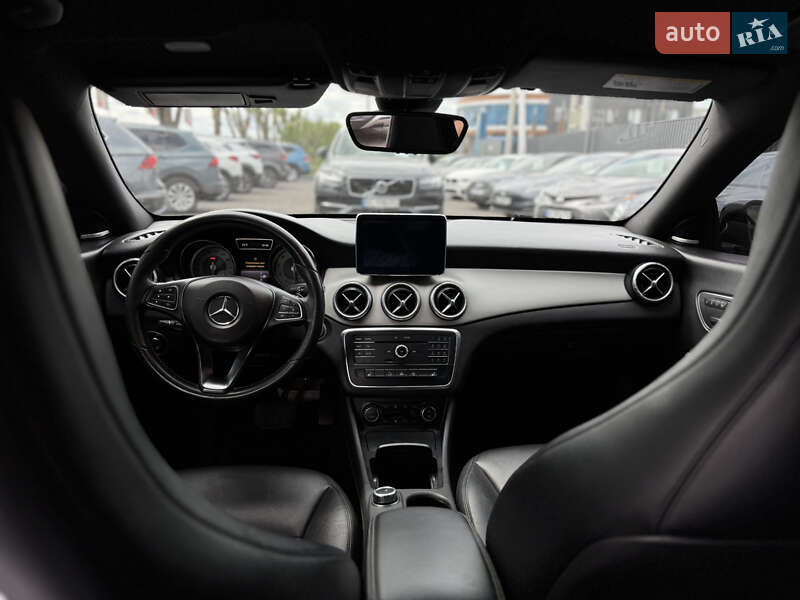 Седан Mercedes-Benz CLA-Class 2014 в Львові