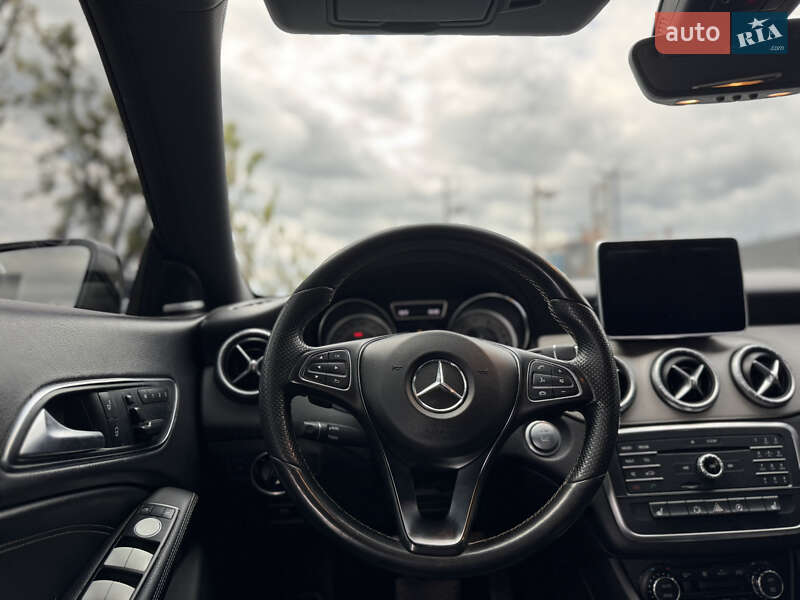 Седан Mercedes-Benz CLA-Class 2014 в Львові