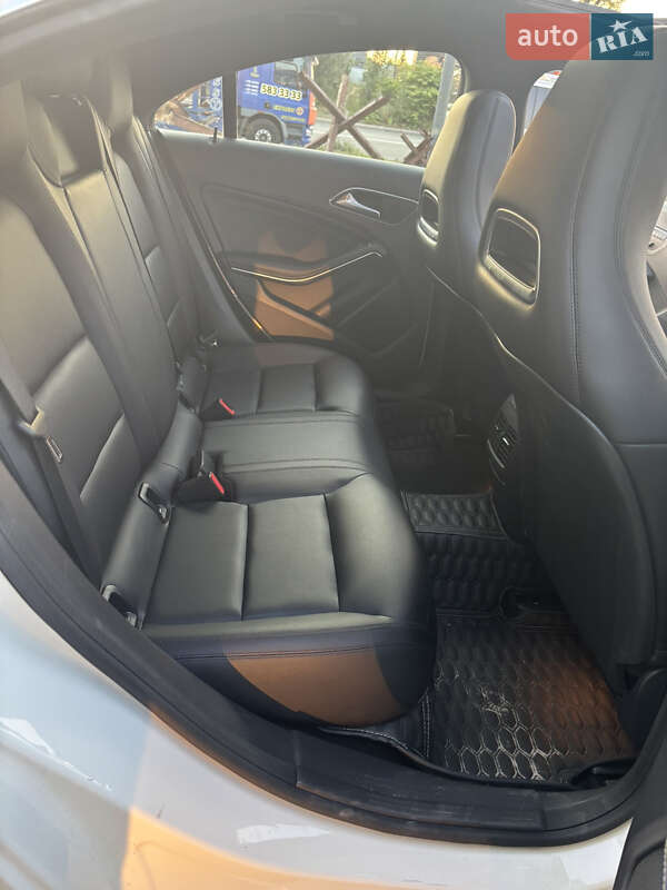 Седан Mercedes-Benz CLA-Class 2013 в Софіївській Борщагівці