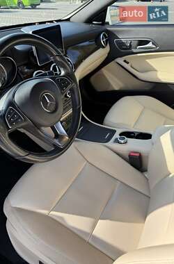 Седан Mercedes-Benz CLA-Class 2014 в 