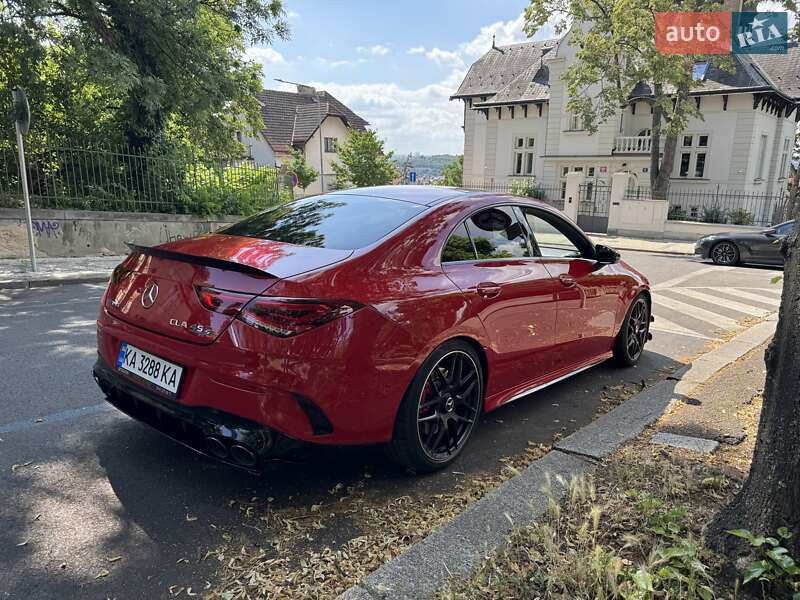 Седан Mercedes-Benz CLA-Class 2019 в Киеве