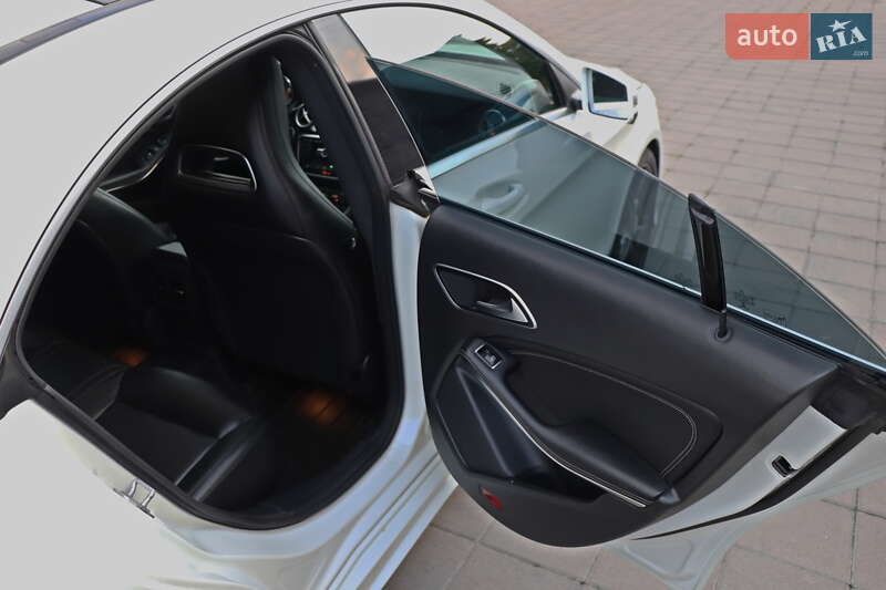 Седан Mercedes-Benz CLA-Class 2014 в Кременчуге