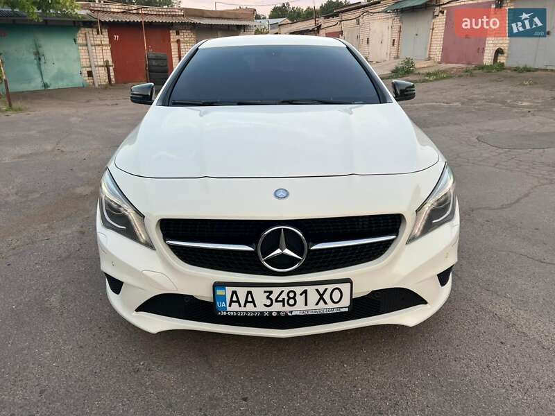 Седан Mercedes-Benz CLA-Class 2013 в 