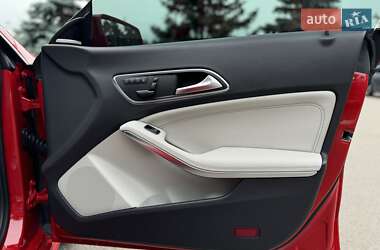 Седан Mercedes-Benz CLA-Class 2013 в 