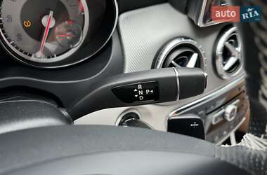Седан Mercedes-Benz CLA-Class 2013 в 