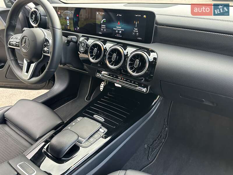 Седан Mercedes-Benz CLA-Class 2020 в Києві