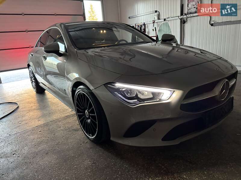Седан Mercedes-Benz CLA-Class 2019 в Тернополе