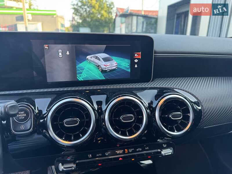 Седан Mercedes-Benz CLA-Class 2019 в Тернополе