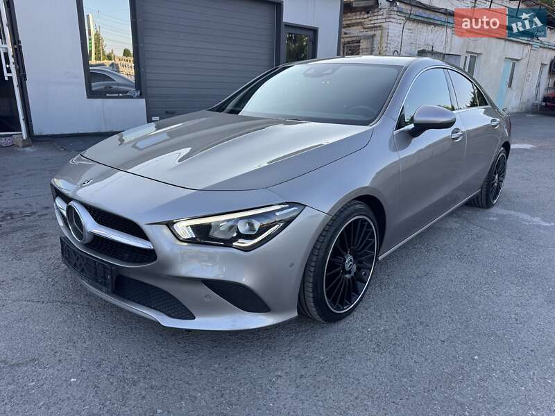 Седан Mercedes-Benz CLA-Class 2019 в Тернополе