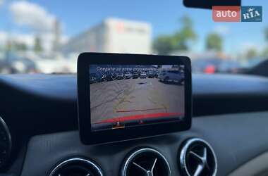 Седан Mercedes-Benz CLA-Class 2018 в 