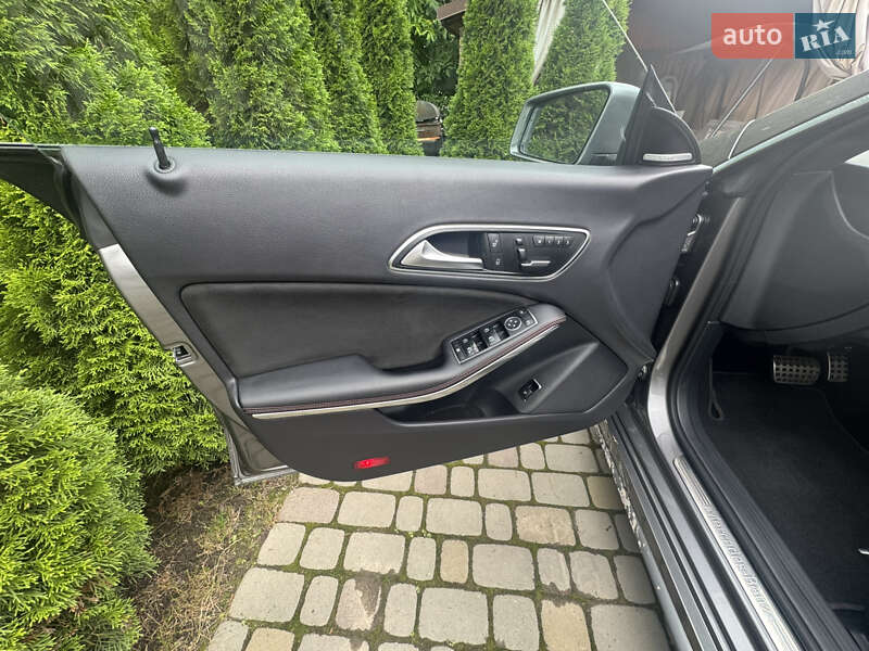 Седан Mercedes-Benz CLA-Class 2014 в Львове